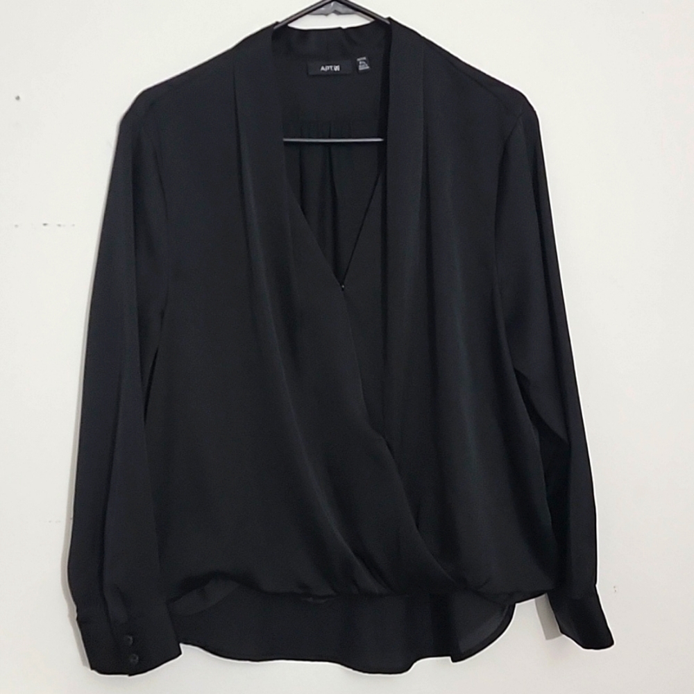 Apt. 9 Black Draped Front High-Low Silky Long Sleeve Blouse Petite XL EUC